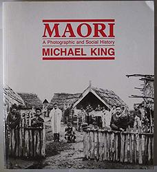 Cover of 'Māori' by Michael King