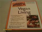 Cover of 'The Complete Idiot's Guide To Vegan Living' by Beverly Lynn Bennett