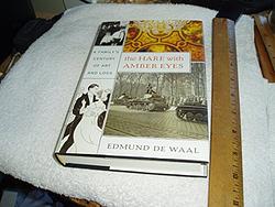 Cover of 'The Hare with Amber Eyes' by Edmund de Waal