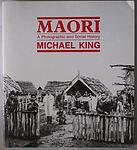 Cover of 'Māori' by Michael King